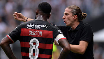 Time titular do Flamengo enfrentou o São Paulo em amistoso