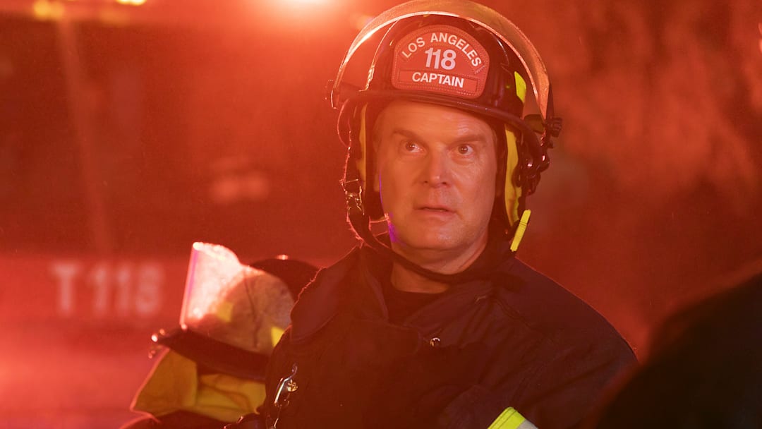 9-1-1 - ÒSob StoriesÓ - The 118 responds to a fire at a local animal shelter and races to evacuate all the animals. Meanwhile, Maddie takes a 9-1-1 call that sets her on a quest for answers. THURSDAY, MARCH 6 (8:00-9:00 p.m. EST), on ABC. (Disney/Christopher Willard)
PETER KRAUSE