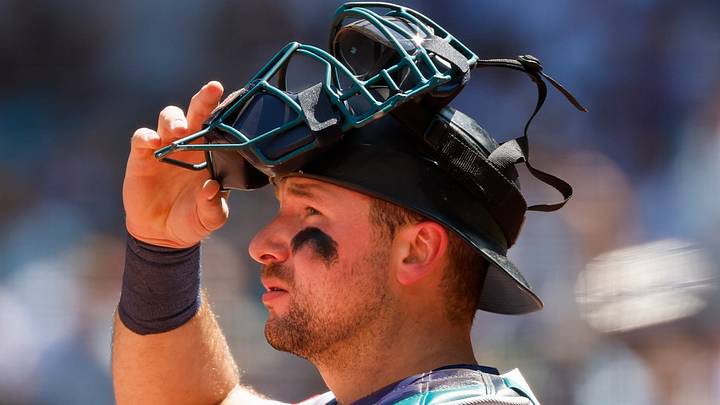 Seattle Mariners catcher Cal Raleigh