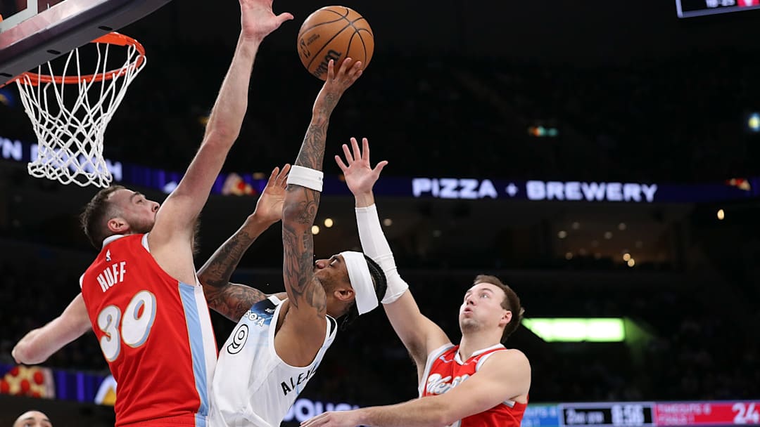 Minnesota Timberwolves v Memphis Grizzlies