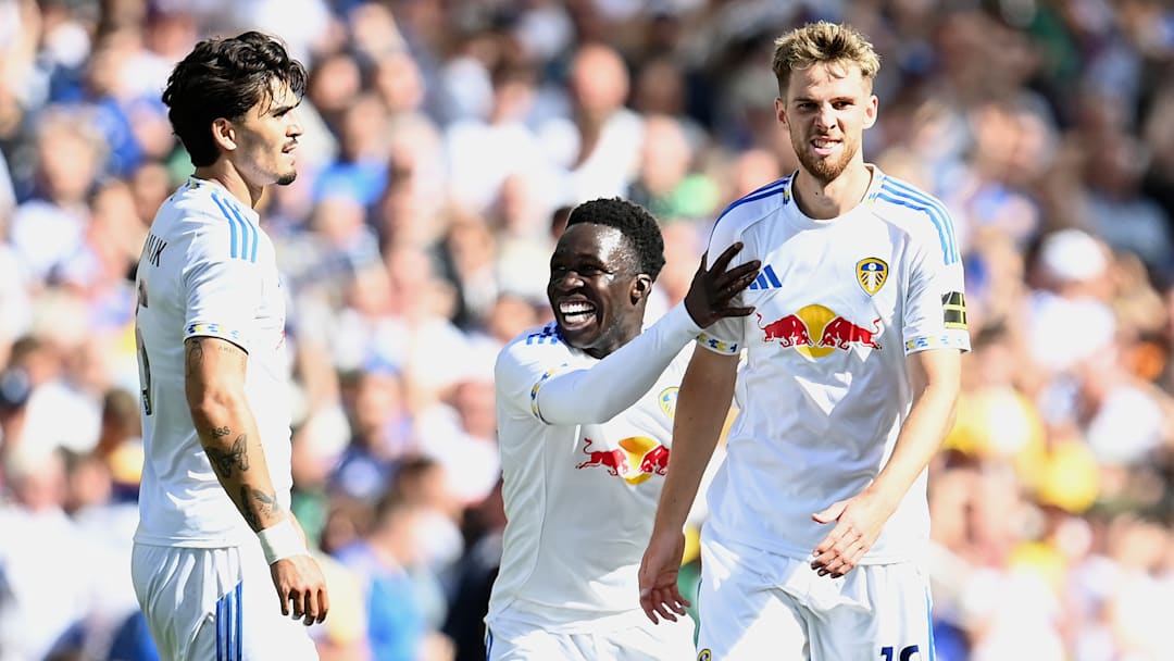 Leeds United v AC Milan - Pre-Season Friendly