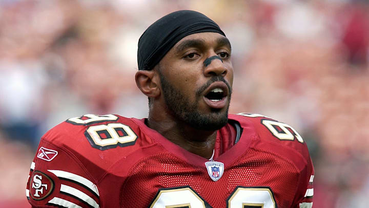 San Francisco 49ers linebacker Julian Peterson (98)