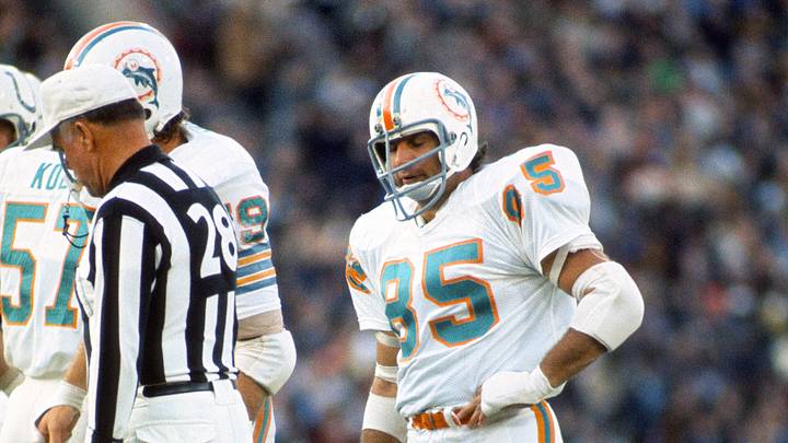 Miami Dolphins v Baltimore Colts