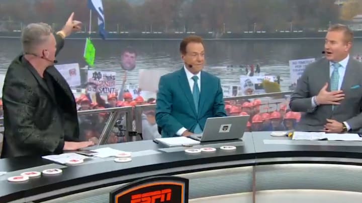 Pat McAfee acknowledges the ‘College GameDay’ crowd in Pittsburgh as they chant “sell the team” following a reference to the Pirates.