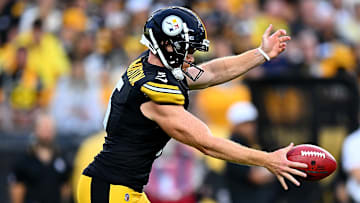 Buffalo Bills v Pittsburgh Steelers