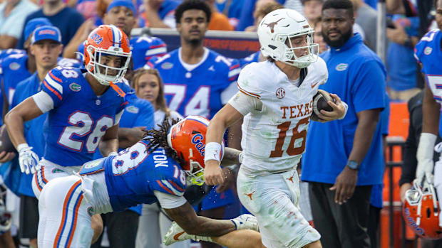 Texas Longhorns quarterback Arch Manning