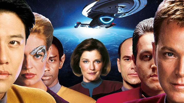 Photo: Star Trek: Voyager 25th Anniversary Special.. Image Courtesy Titan Comics