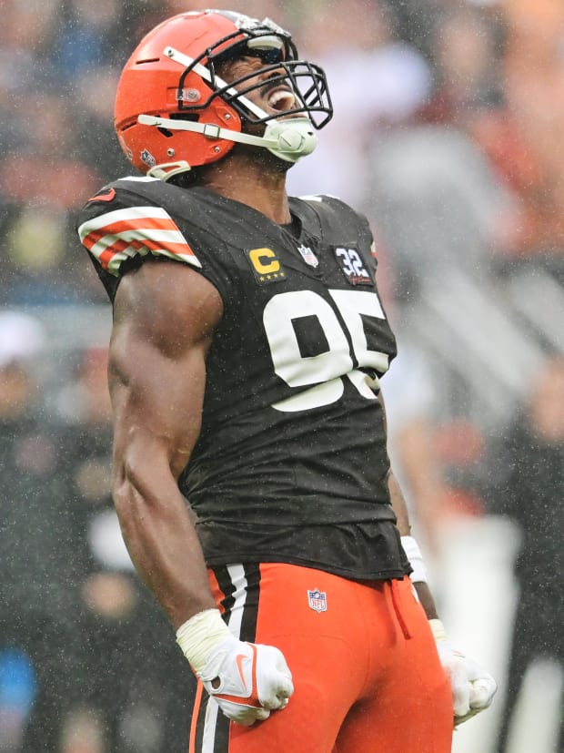 Sep 10, 2023; Cleveland, Ohio, USA; Cleveland Browns defensive end Myles Garrett (95) celebrates after sackingJoe Burrow