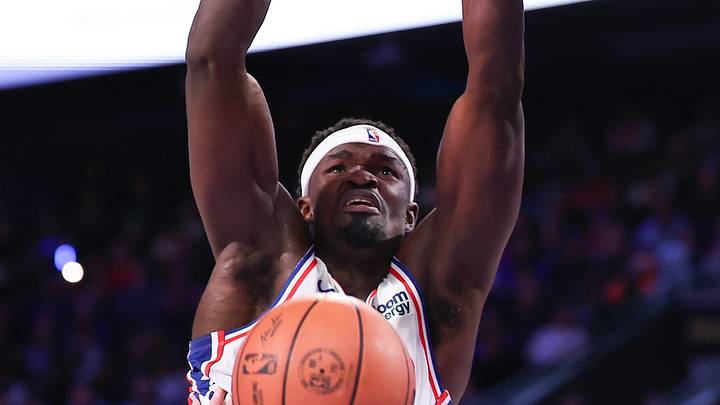 Philadelphia 76ers center Adem Bona (30) dunks the ball against Detroit Pistons during the third quarter at Xfinity Mobile Arena on Oct. 25, 2026.