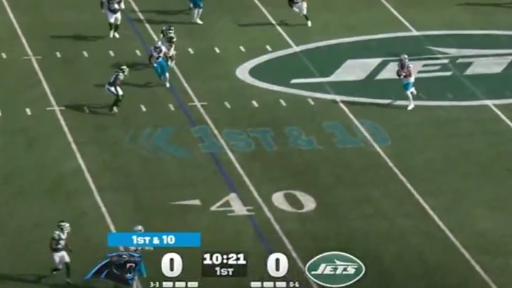 The Jets-Panthers game on Fox suffered from audio issues on Sunday. The Jets-Panthers game on Fox suffered from audio issues on Sunday.