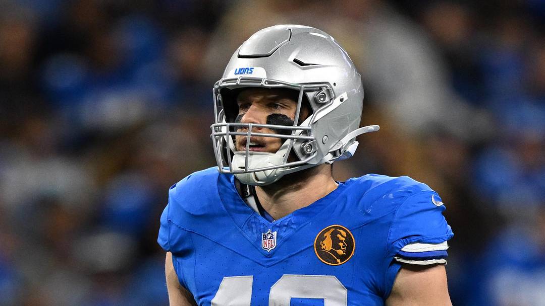 Detroit Lions linebacker Jack Campbell