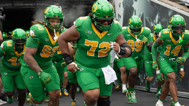 oregon ducks indiana hoosiers dan lanning brandon finney jordon davison running backs big ten college football offensive line