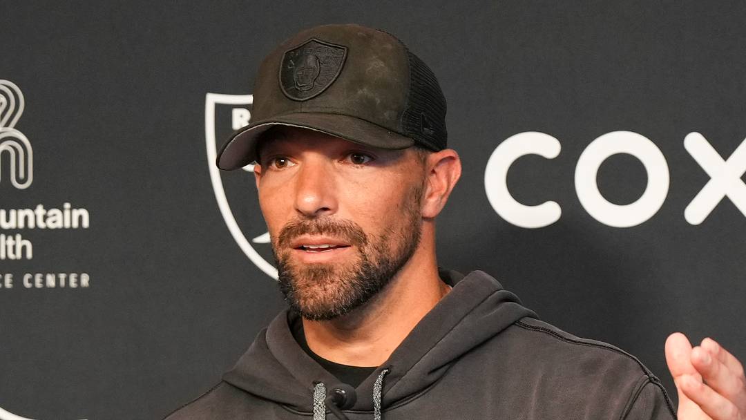 Jun 3, 2026; Henderson, NV, USA; Las Vegas Raiders defensive coordinator Rob Leonard speaks during a news conference during organized team activities at Intermountain Health Performance Center. Mandatory Credit: Candice Ward-Imagn Images