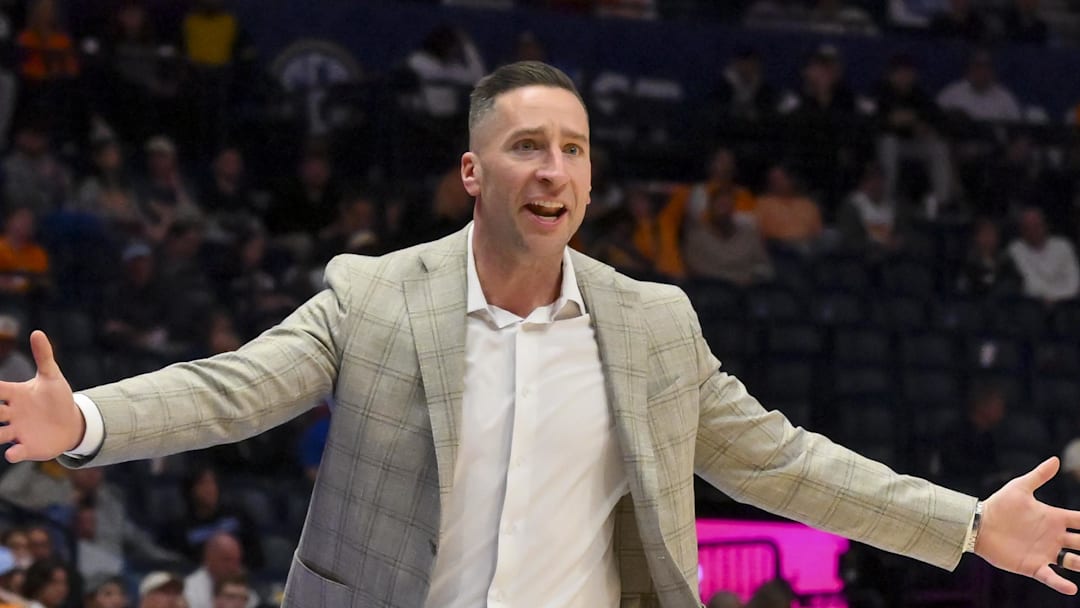 Mar 12, 2026; Nashville, TN, USA; Auburn Tigers head coach Steven Pearl reacts to a call against the Tennessee Volunteers during the second half at Bridgestone Arena. Mandatory Credit: Steve Roberts-Imagn Images Mar 12, 2026; Nashville, TN, USA; Auburn Tigers head coach Steven Pearl reacts to a call against the Tennessee Volunteers during the second half at Bridgestone Arena. Mandatory Credit: Steve Roberts-Imagn Images