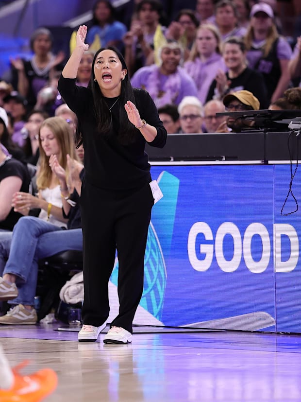 Golden State Valkyries head coach Natalie Nakase 