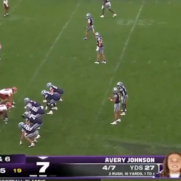 ESPN's new college football scorebug changes color based on the team in possession of the ball.