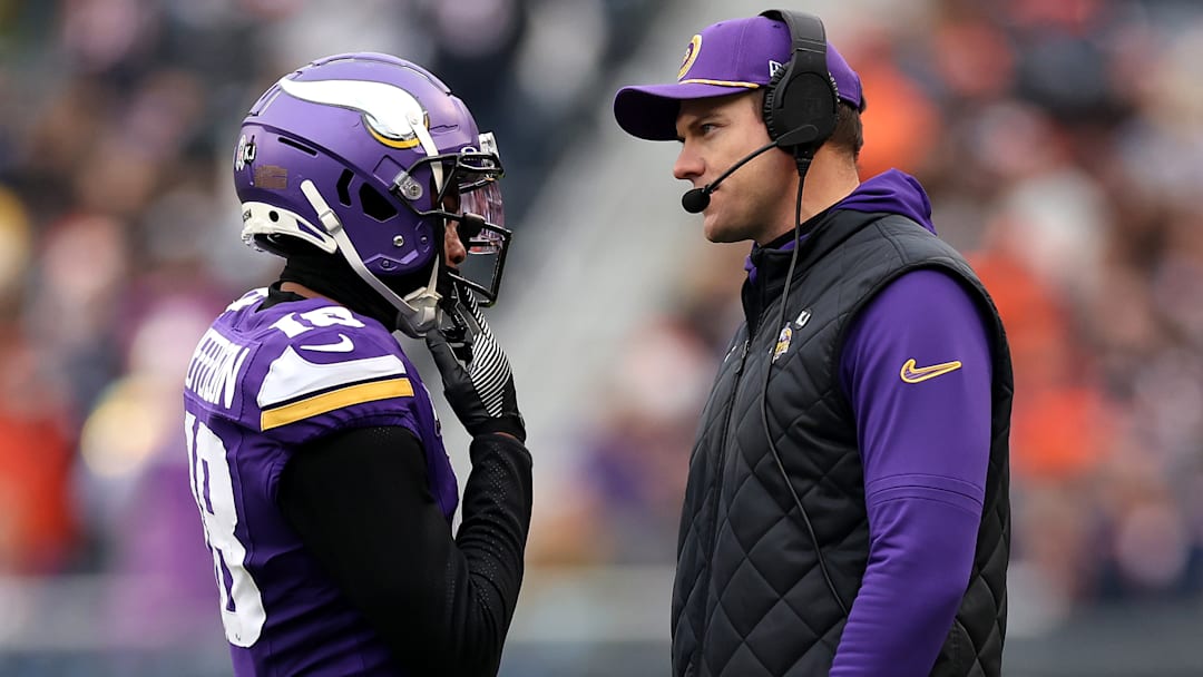 Minnesota Vikings WR Justin Jefferson and head coach Kevin O'Connell
