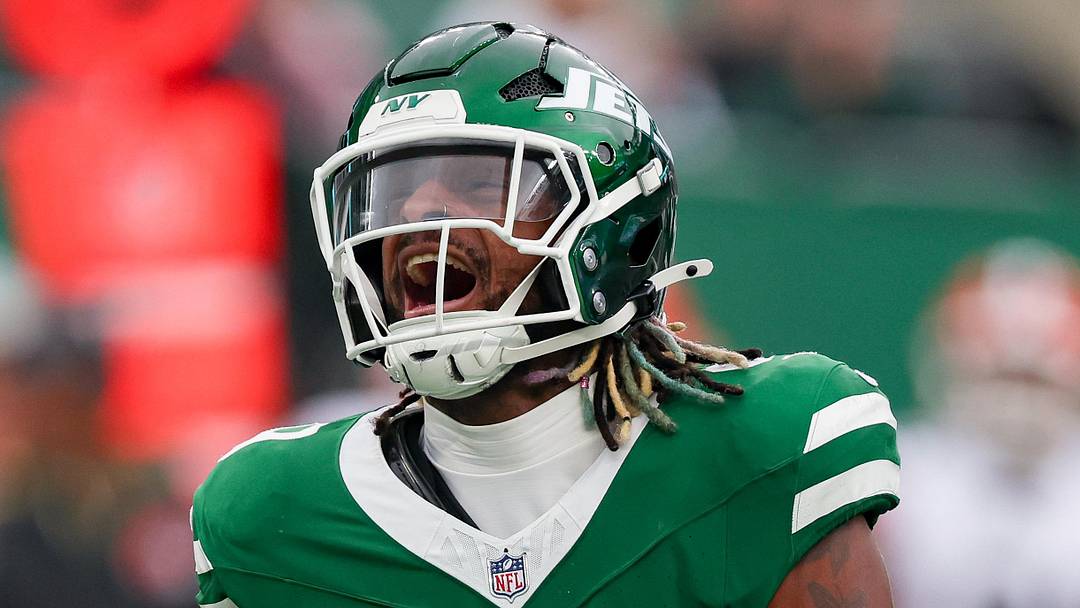 New York Jets defensive end Will McDonald IV New York Jets defensive end Will McDonald IV