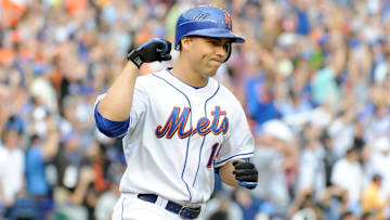 9/28/08 3:42:51 PM -- Queens, NY, U.S.A  -- The Florida Marlins visit the New York Mets. The Mets hope to make the wildcard as they play the last regular season game at Shea Stadium. --   New York Mets center fielder Carlos Beltran ties game w 2 run hr in the 6th Photo by Robert Deutsch, USA TODAY Staff  ORG XMIT: RD 35191 mets 9/28/2008  (Via MerlinFTP Drop)

Xxx Mets Rd202 Jpg S Bbn Usa Ny
