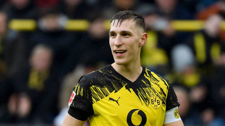 Nico Schlotterbeck soll zu einem BVB-Verbleib tendieren Nico Schlotterbeck soll zu einem BVB-Verbleib tendieren