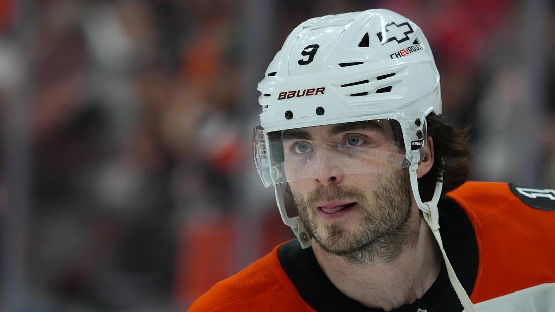 May 2, 2026; Raleigh, North Carolina, USA; Philadelphia Flyers defenseman Jamie Drysdale (9) skates during the warmups before the game against the Carolina Hurricanes at Lenovo Center. Mandatory Credit: James Guillory-Imagn Images