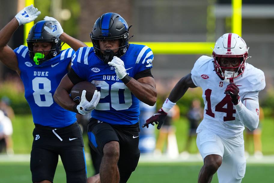Duke running back Nate Sheppard runs for a touchdown against Stanford.