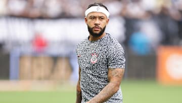 Memphis Depay disputará seu primeiro clássico pelo Corinthians
