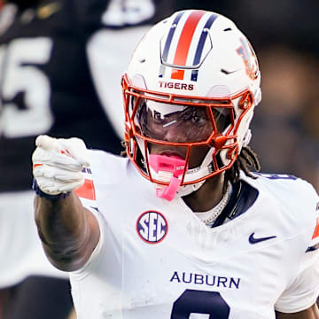 Auburn's future is in the hands of key players willing to stick around