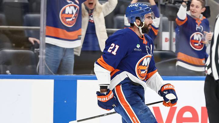 Nov 23, 2025; Elmont, New York, USA; New York Islanders center Kyle Palmieri (21) celebrates after scoring the game winning shootout goal in overtime against the Seattle Kraken at UBS Arena. Mandatory Credit: Wendell Cruz-Imagn Images Nov 23, 2025; Elmont, New York, USA; New York Islanders center Kyle Palmieri (21) celebrates after scoring the game winning shootout goal in overtime against the Seattle Kraken at UBS Arena. Mandatory Credit: Wendell Cruz-Imagn Images