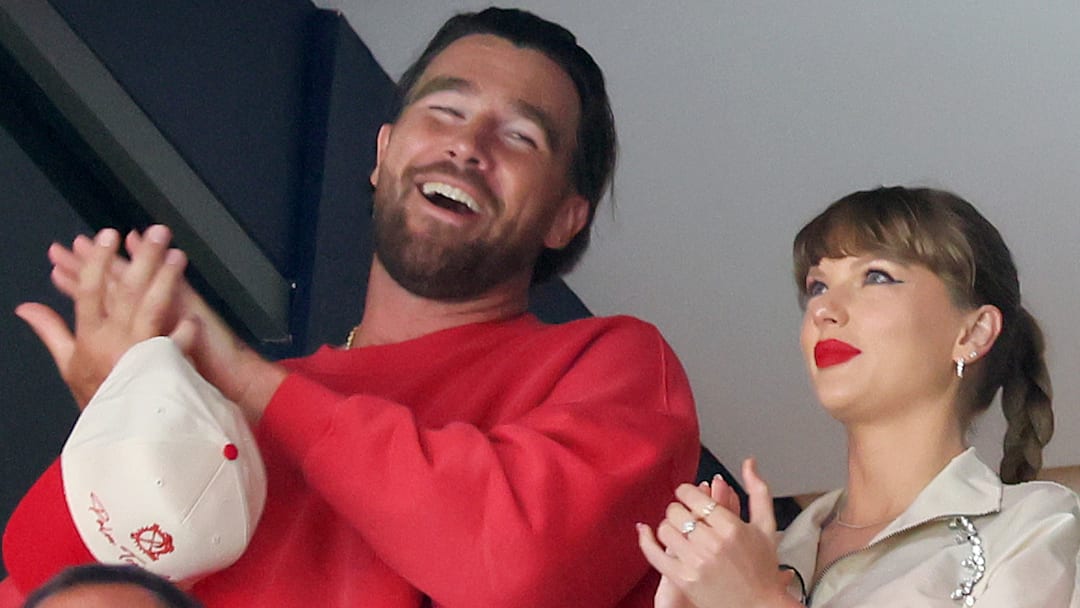 Kansas City Chiefs TE Travis Kelce and Taylor Swift