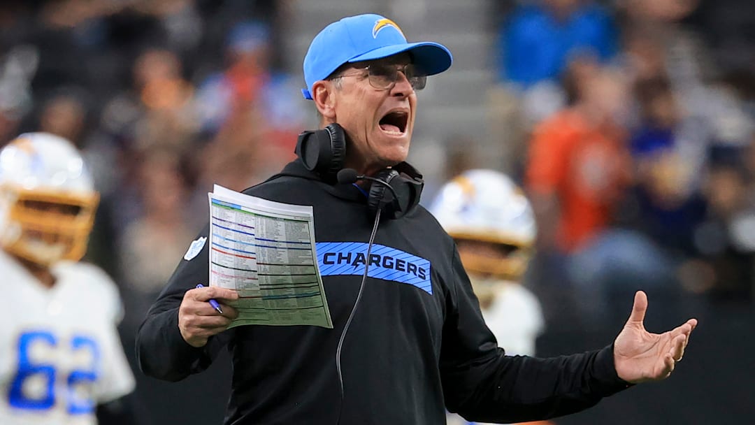 Los Angeles Chargers v Las Vegas Raiders
