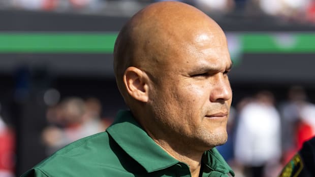 Baylor Bears head coach Baylor junior college edge rusher David Chukwuemeka Big 12 football National Signing Day