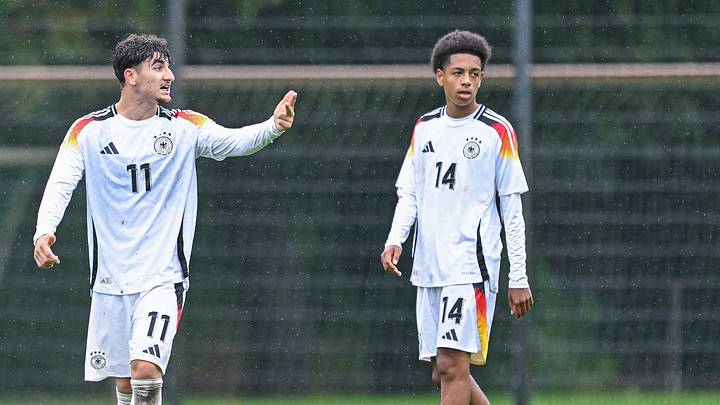 Jerome Diallo (r.) sieht seine Zukunft in Berlin Jerome Diallo (r.) sieht seine Zukunft in Berlin