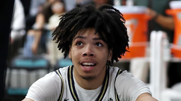 Oregon Ducks Dana Altman Tyran Stokes 2026 Recruiting Commitment Tajh Ariza USC Kansas Kentucky Louisville College Basketball