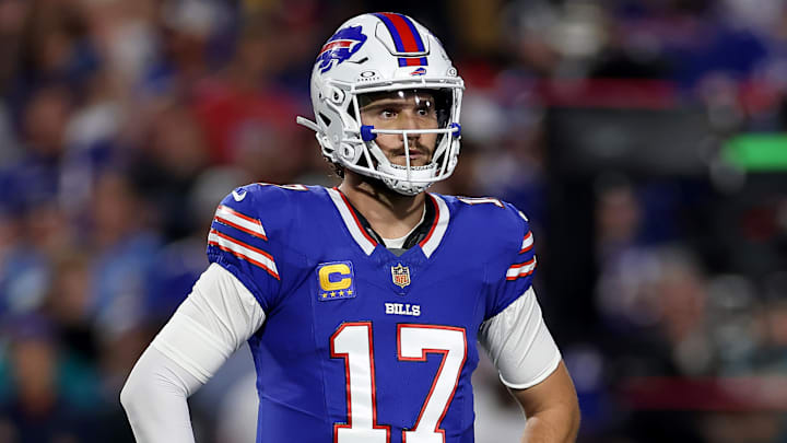 Miami Dolphins v Buffalo Bills