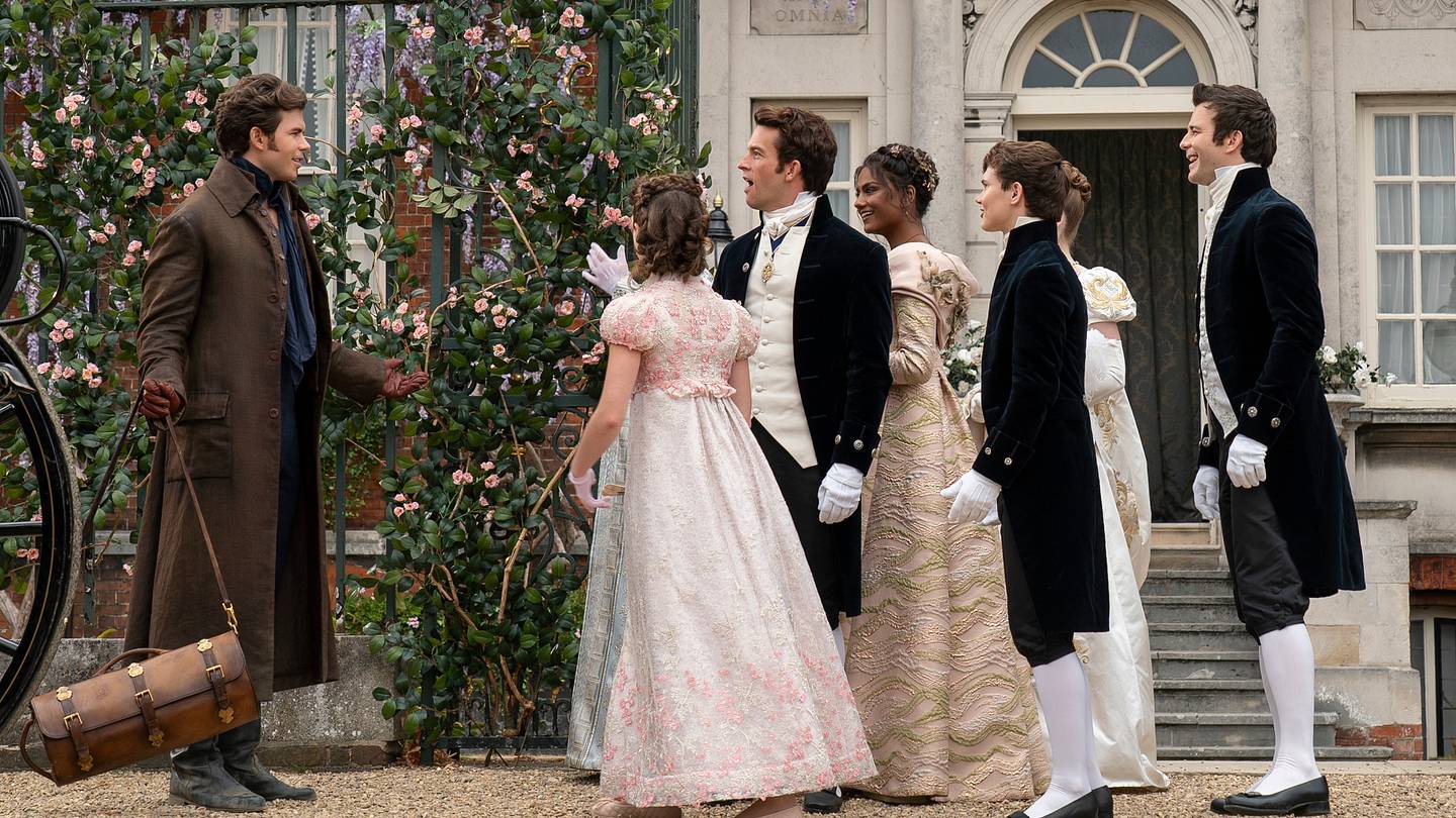 Bridgerton season 3 episode 1 recap: Colin's new look has everyone shook - Vimarsana News