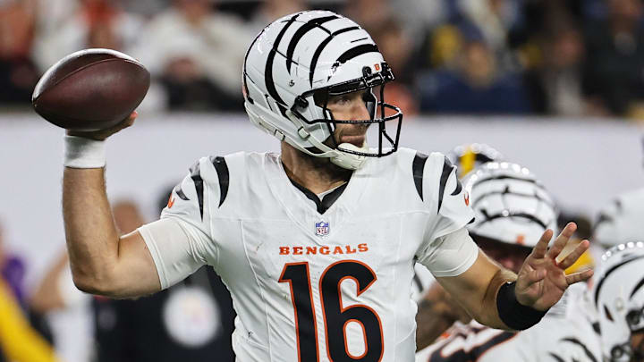 Joe Flacco and the Bengals host the Jets in a Week 8 matchup. Joe Flacco and the Bengals host the Jets in a Week 8 matchup.