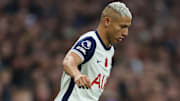 Richarlison está lidando com problemas no Tottenham
