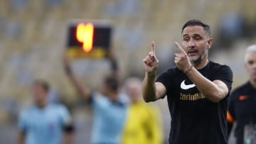 Novo comandante na área! Flamengo anuncia acerto com Vítor Pereira para 2023.