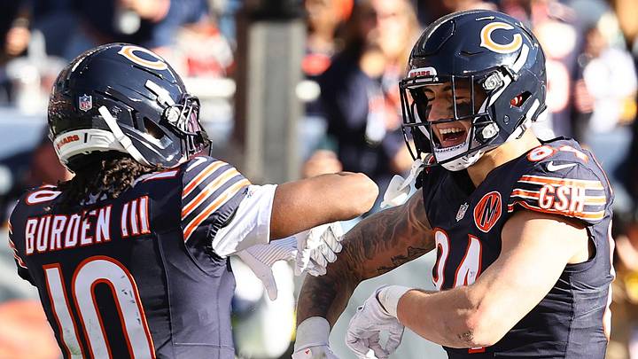 Chicago Bears tight end Colston Loveland 