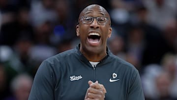 Apr 2, 2024; Sacramento, California, USA; Sacramento Kings head coach Mike Brown  reacts to a call during the third quarter against the LA Clippers at Golden 1 Center. Mandatory Credit: Sergio Estrada-Imagn Images