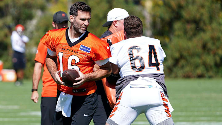 Cincinnati Bengals quarterback Joe Flacco (16) runs drills during practice, Wednesday, Oct. 8, 2025, at the Kettering Health Bengals Practice Fields in downtown Cincinnati.