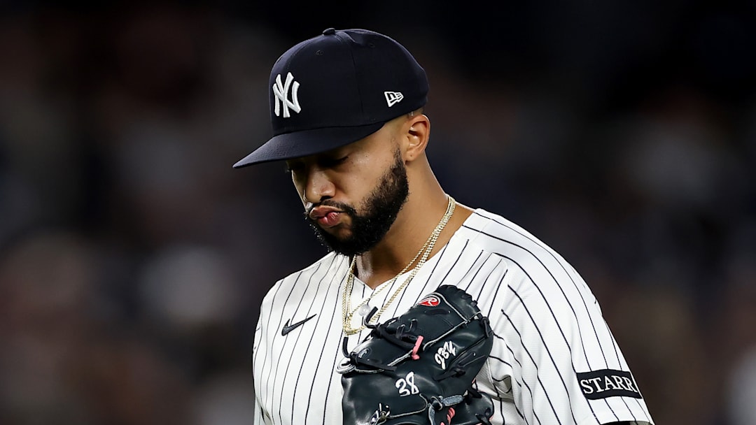 Toronto Blue Jays v New York Yankees Toronto Blue Jays v New York Yankees