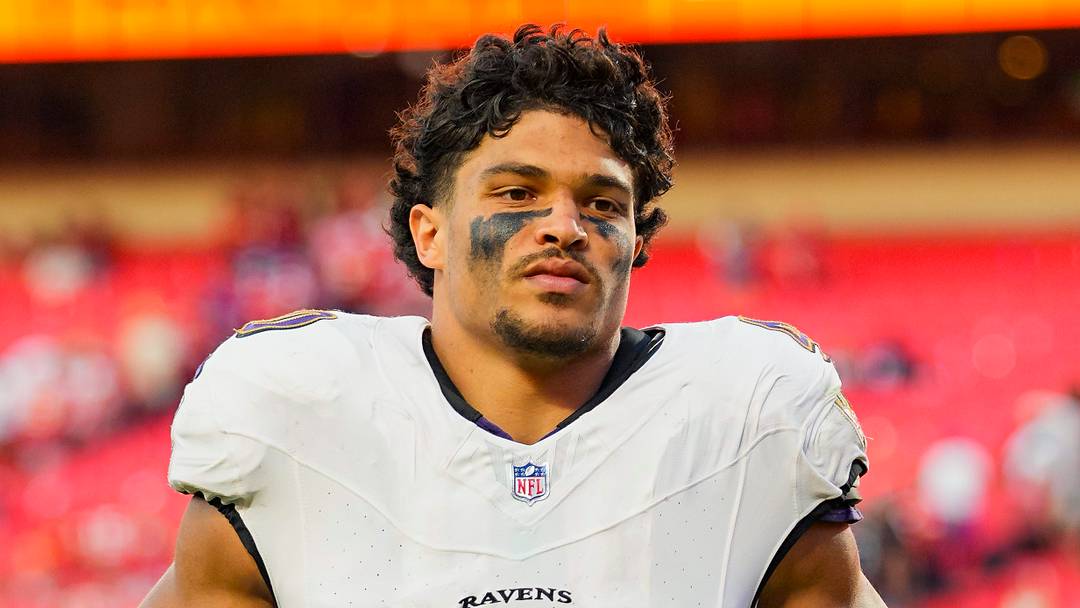 Baltimore Ravens linebacker Teddye Buchanan