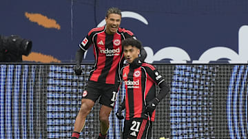 Jean-Matteo Bahoya (l.) und Nathaniel Brown könnten der SGE satte Einnahmen bescheren