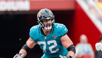 September 28, 2025; Santa Clara, California, USA; Jacksonville Jaguars offensive tackle Walker Little (72) during the second quarter against the San Francisco 49ers at Levi's Stadium.