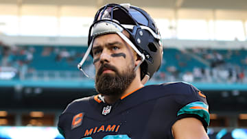 Miami Dolphins DL Zach Sieler