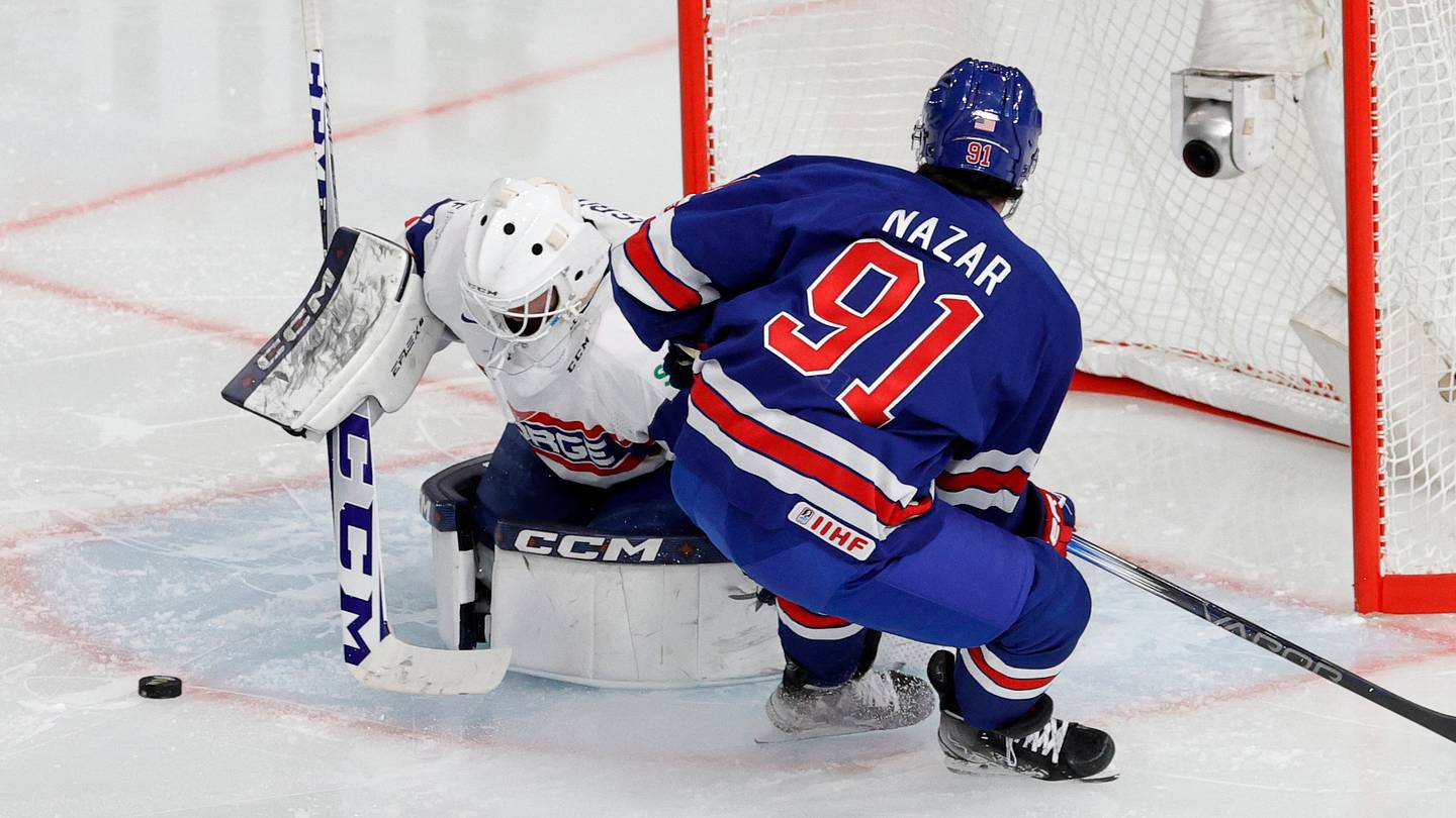 Three Chicago Blackhawks Prospects Close to Making the Jump from College - Vimarsana News