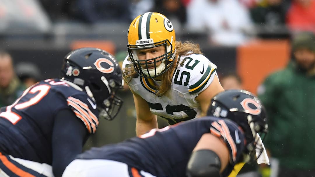 Nov 12, 2017; Chicago, IL, USA; Green Bay Packers linebacker Clay Matthews (52) in action during against the Chicago Bears a game at Soldier Field. The Packers won 23-16. Nov 12, 2017; Chicago, IL, USA; Green Bay Packers linebacker Clay Matthews (52) in action during against the Chicago Bears a game at Soldier Field. The Packers won 23-16.