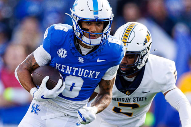  Dane Key runs the ball against Murray State.
